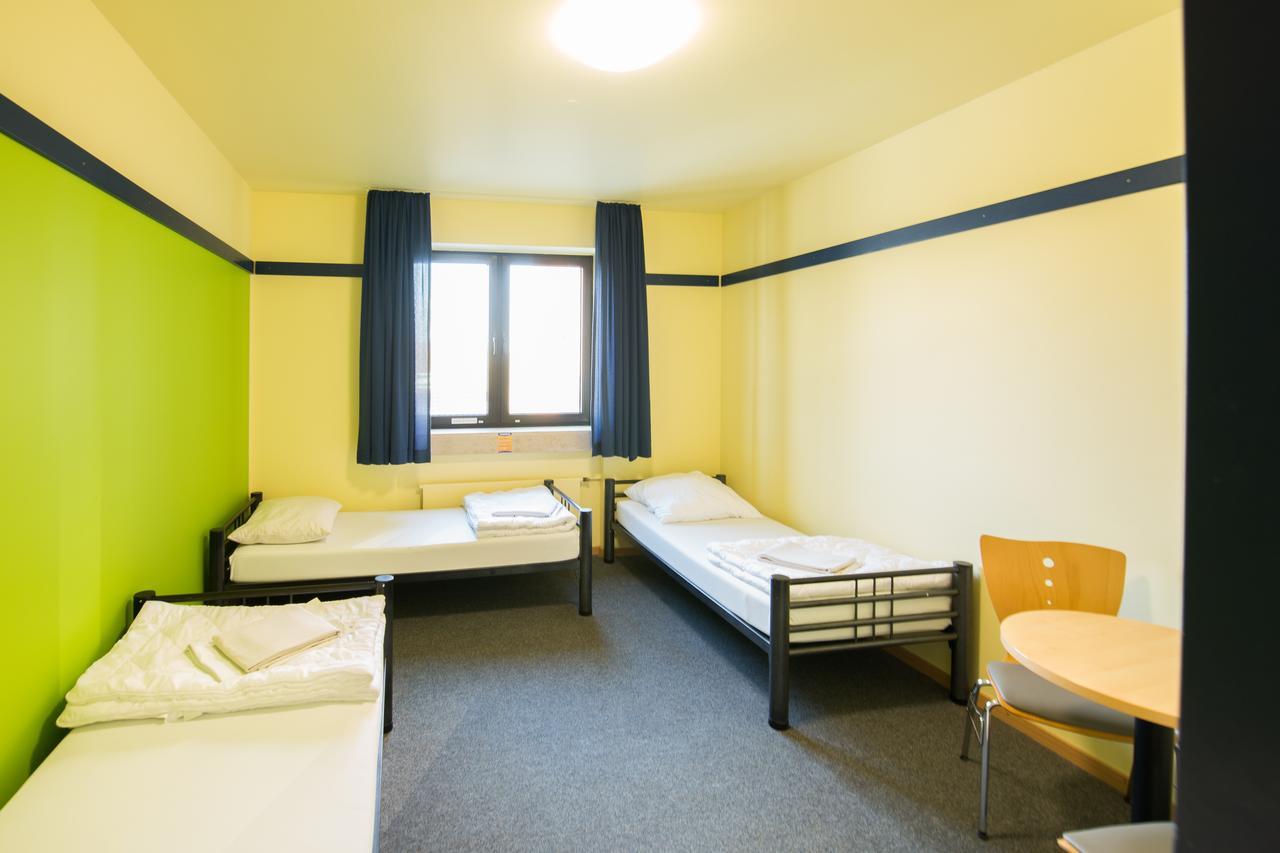 Youtel Jugendhotel บิทบวร์ก ภายนอก รูปภาพ